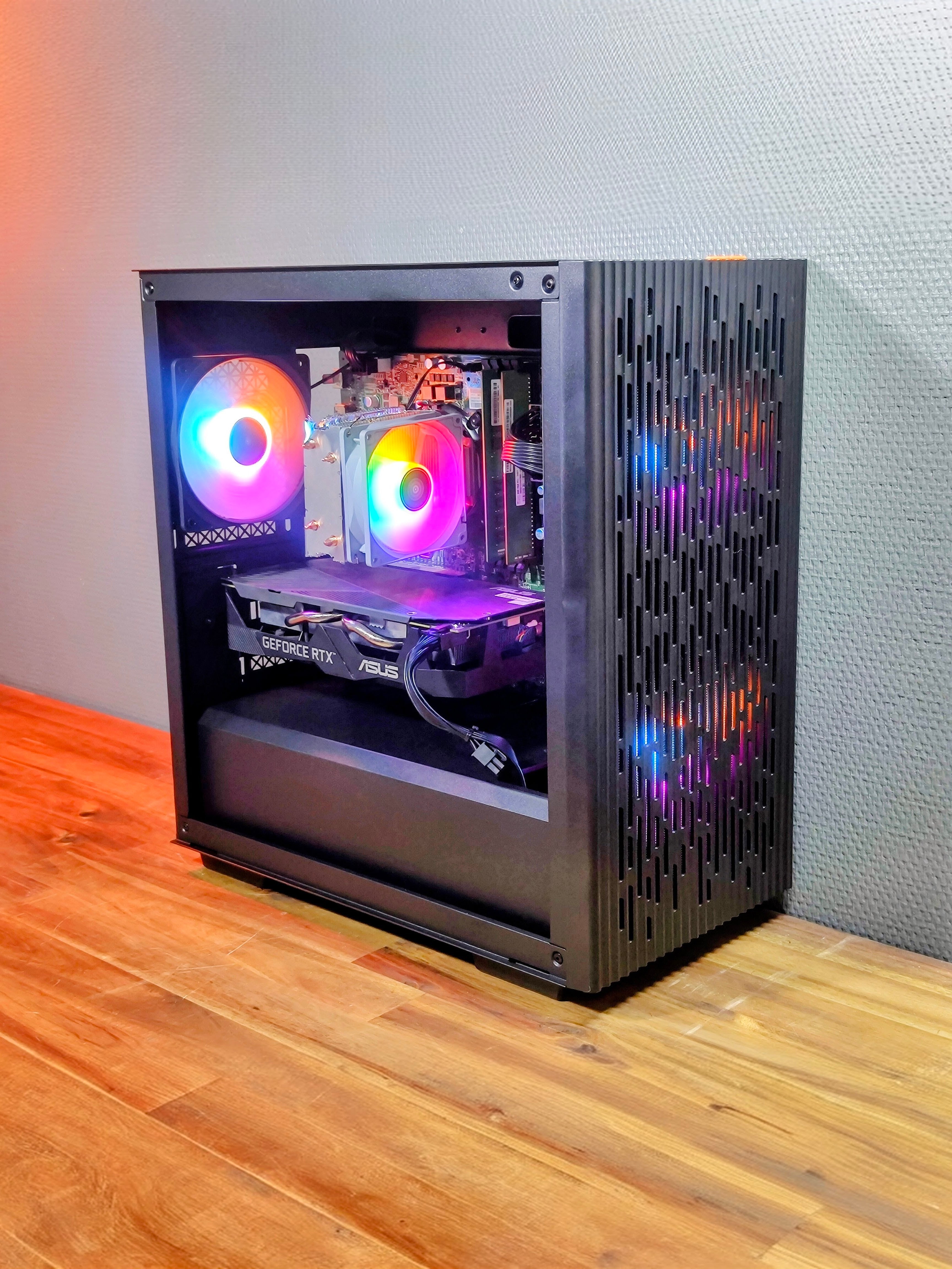 Suorituskykyinen Pelikone | I7 7700 | RTX 2060 | 16GB | 512GB