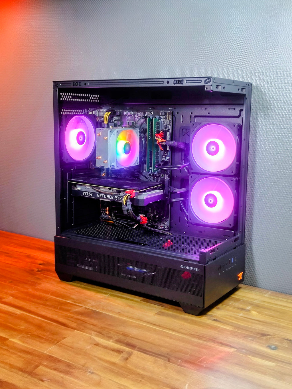 Jykevä Pelikone | I5 7600 | RTX 2060 | 16GB | 256GB SSD | 1TB HDD