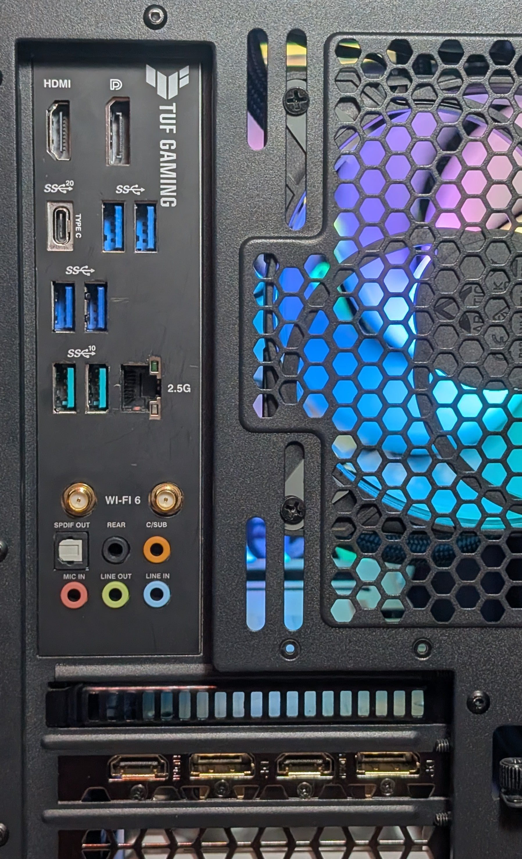Järkyttävä Pelikone | I5 12gen. | RTX | 16GB | 250GB | 2TB